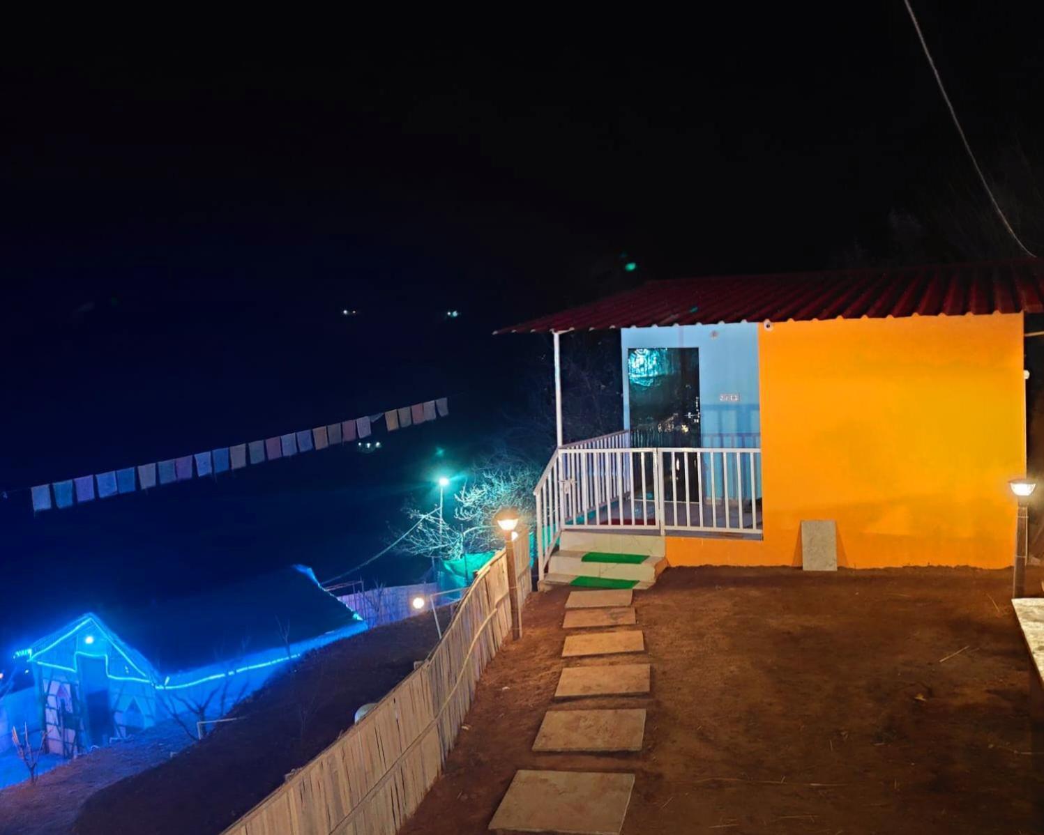 Hotel The Pahadi Nest Mukteshwar Zewnętrze zdjęcie